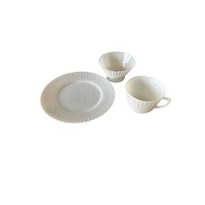 Vintage MacBeth-Evans Monax Petalware White Milk Glass 3 Piece set